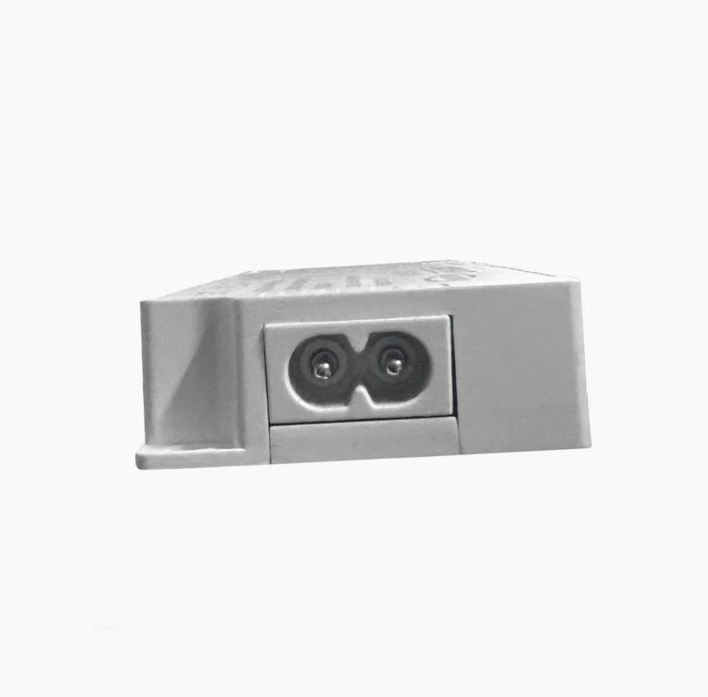 Alimentatore trasformatore da 230v a 12v 60 watt 6 uscite 3 ingressi - ambraled