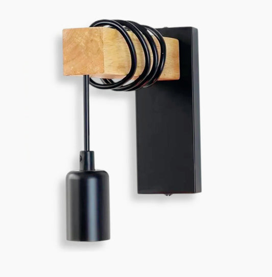 Applique da parete stile industriale – Realizzata in metallo e legno, attacco E27 - ambraled
