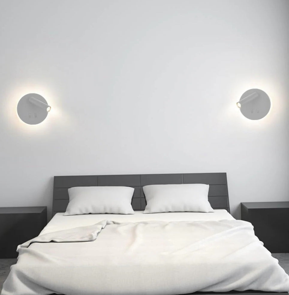 Applique orientabile a parete – Doppia fonte luminosa, 8W, luce calda - ambraled