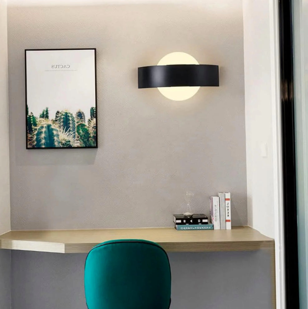 Applique LED 8W doppia emissione – 3 colorazioni di luce CCT - ambraled