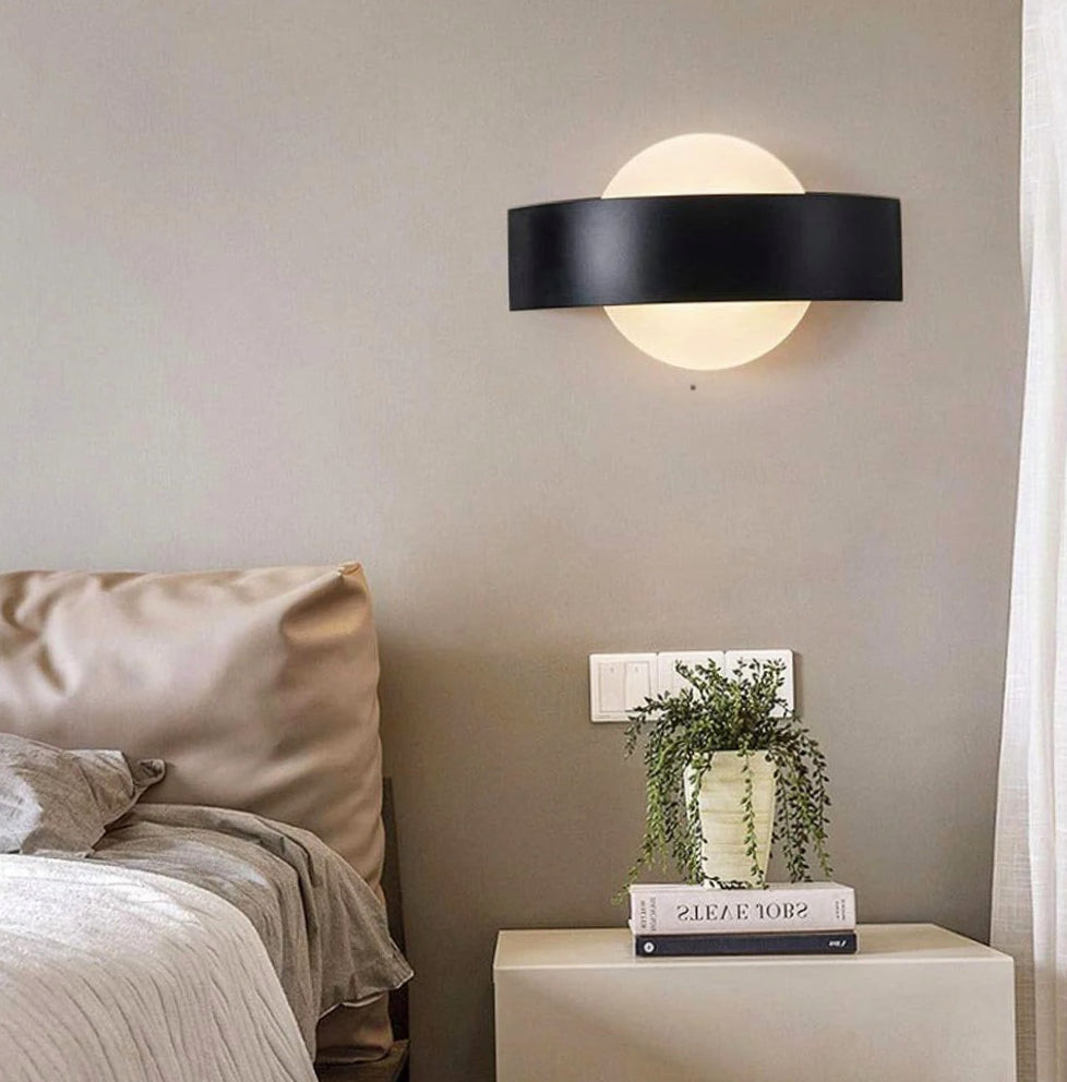 Applique LED 8W doppia emissione – 3 colorazioni di luce CCT - ambraled