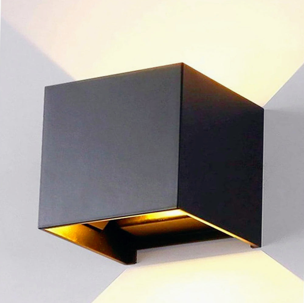 Applique LED COB 12W per parete nera – Doppia emissione luce IP55 - ambraled