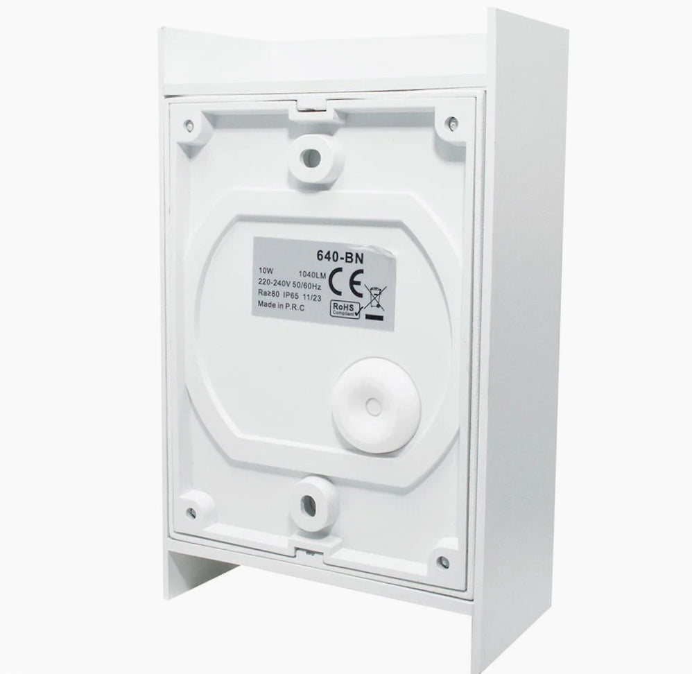 Applique LED esterna 10W doppio fascio di luce regolabile – Protezione IP65 - ambraled