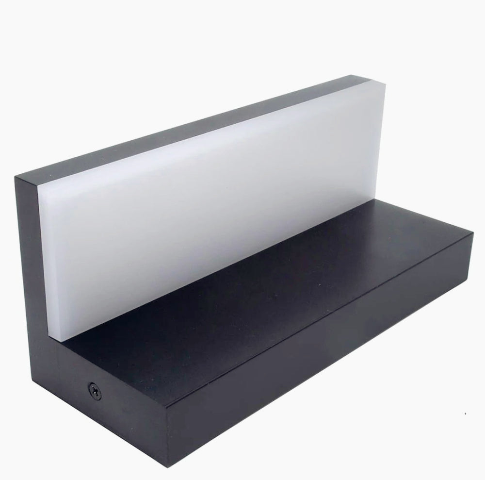 Applique LED a parete 10W – Tecnologia CCT con commutatore (switch), protezione IP54 - ambraled