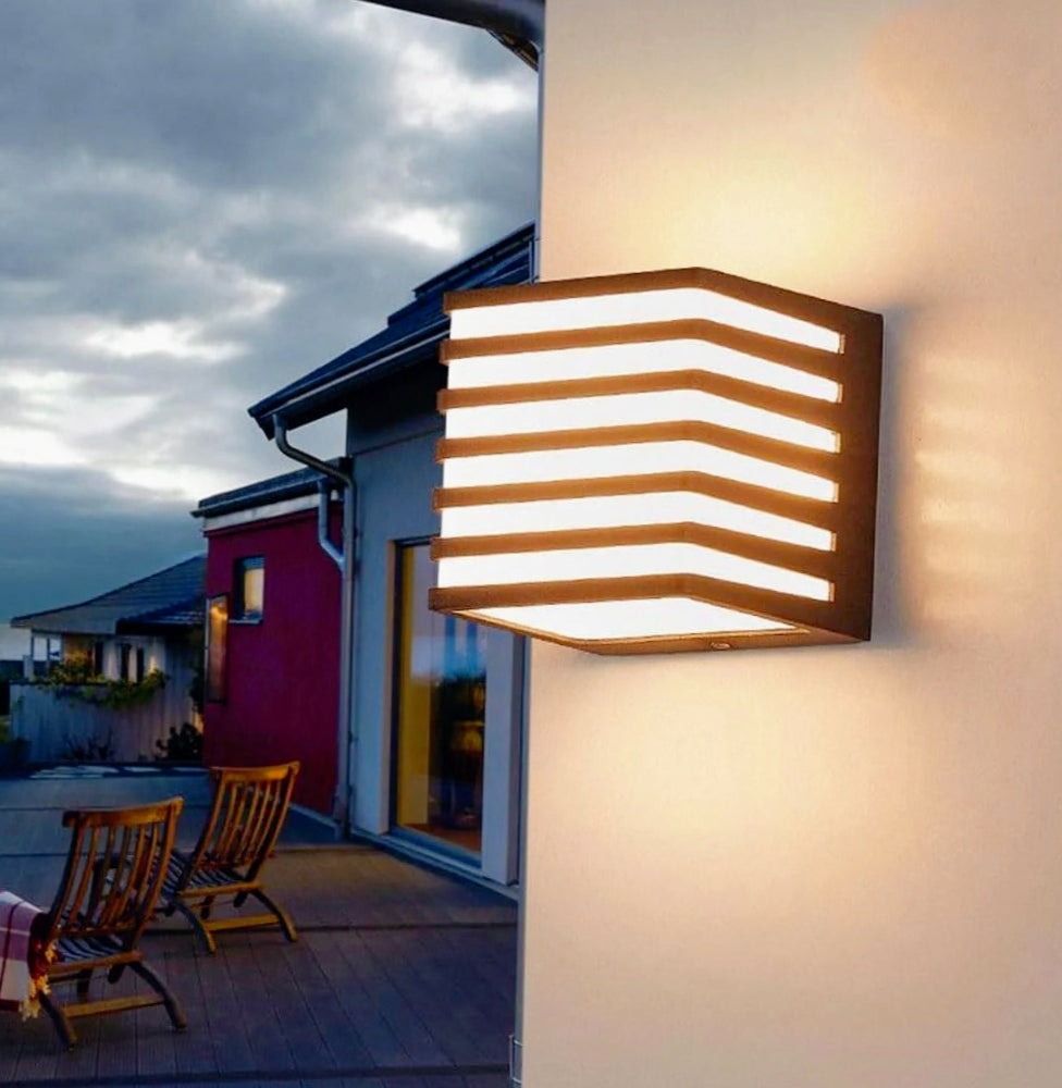 Applique cubo in LED per esterni – 10W tecnologia CCT IP54 - ambraled