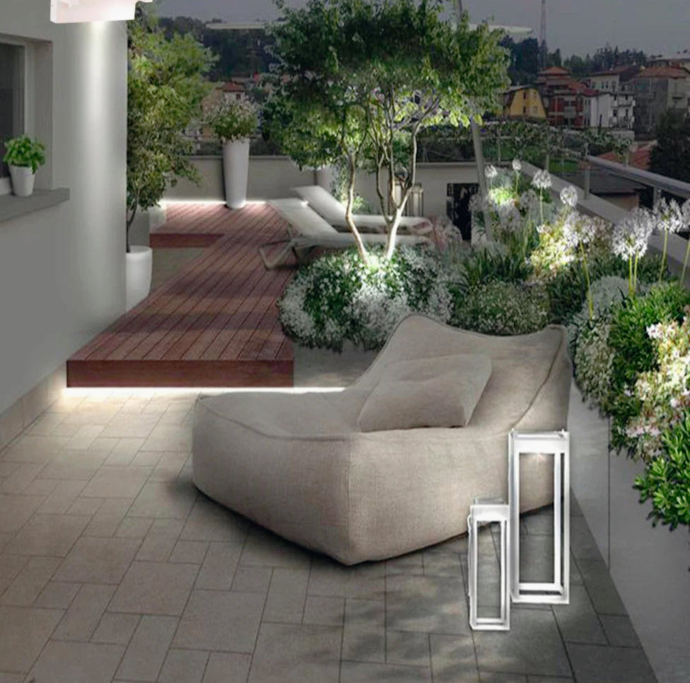 Applique da parete per esterni 21W – Tecnologia CCT 3 colori, inclinabile, protezione IP65 - ambraled