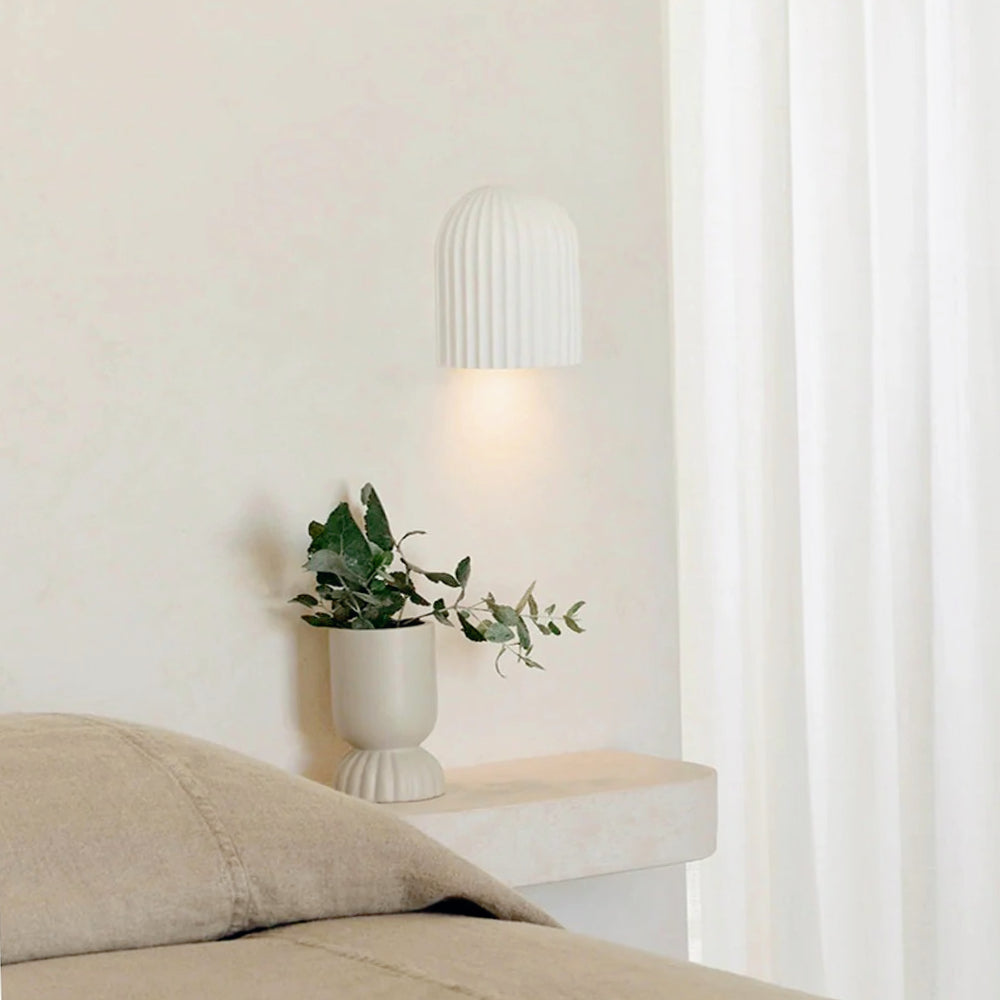 Applique in gesso rigato  a parete – Lampada muro verniciabile con attacco GU10 - ambraled