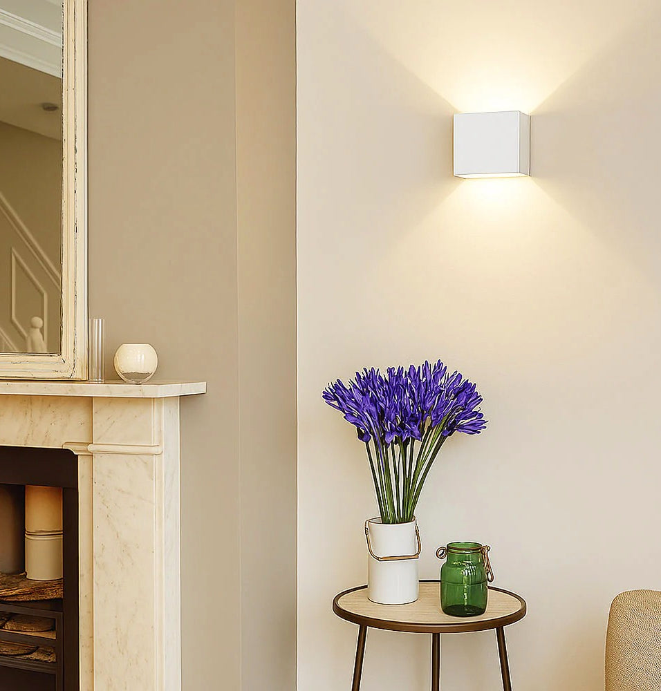 Applique cubo in gesso per parete – Doppia emissione luce attacco G9 - ambraled