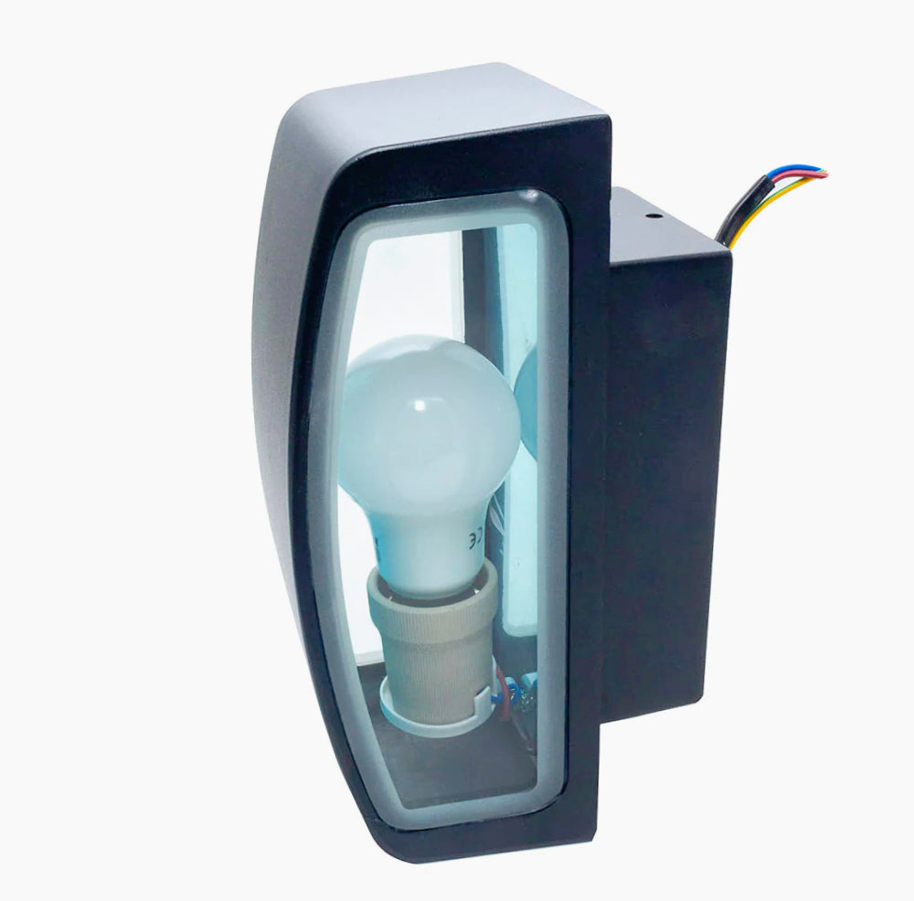 Applique parete esterna – Lampada da muro E27, doppia emissione luce, protezione IP65 - ambraled