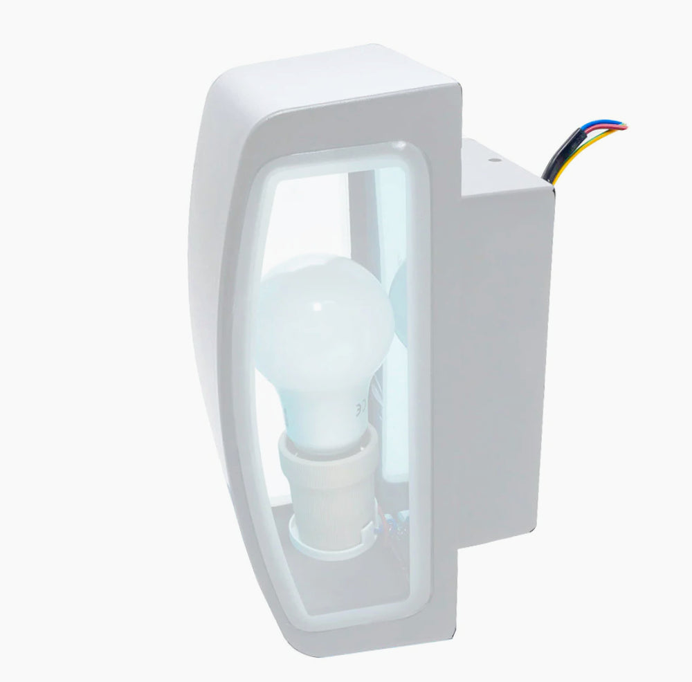Applique parete esterna – Lampada da muro E27, doppia emissione luce, protezione IP65 - ambraled