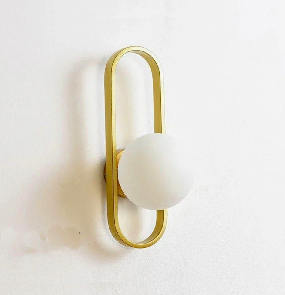 Applique da parete minimal in metallo bronzo con sfera opaca G9 - ambraled