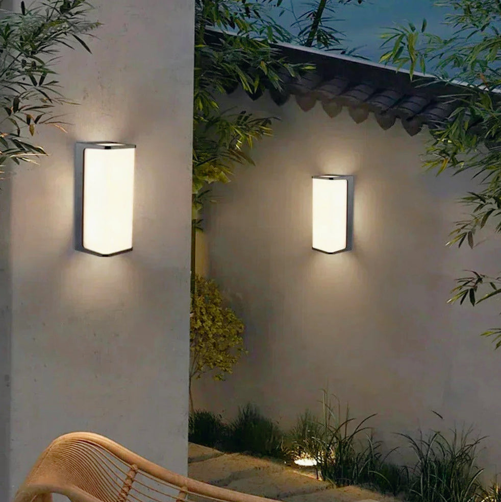 Luce esterna LED nera 10W IP65 – Applique per facciate, balconi e pareti esterne - ambraled