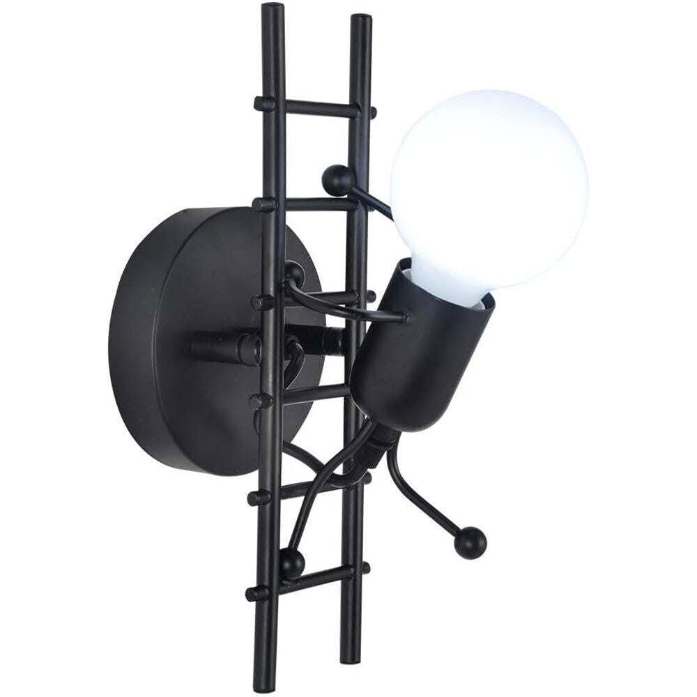 Applique decorativa a parete – Omino sulla scala in metallo, lampadina E27 - ambraled