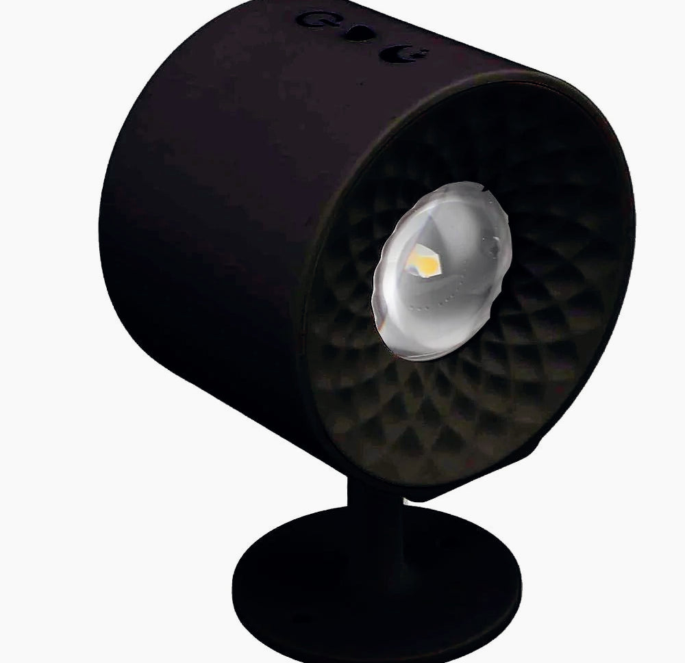 Applique LED touch con telecomando ricaricabile – 3 colori luce, orientabile - ambraled
