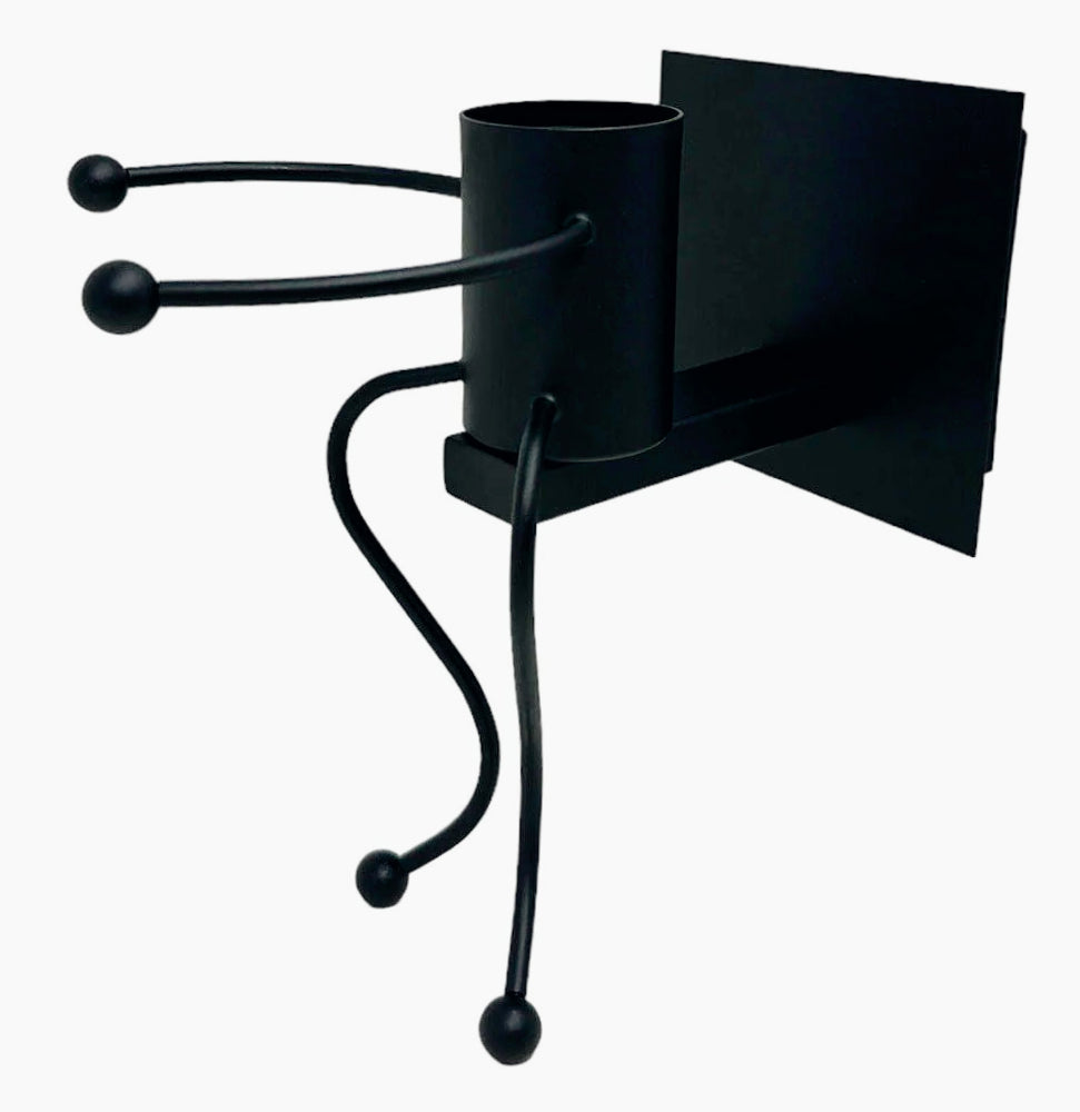Applique decorativa a forma di omino in metallo per parete – Attacco E27 - ambraled