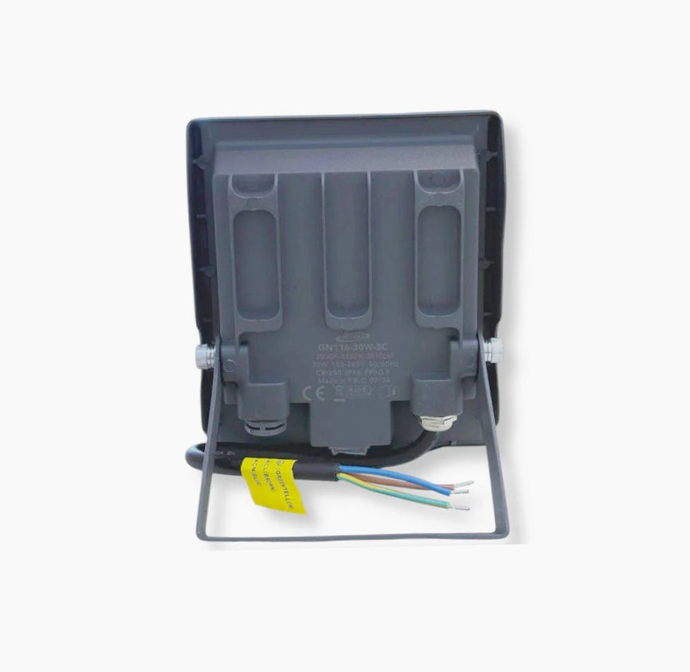Faro LED esterno nero 30/50/100/200W – CCT IP66 - ambraled