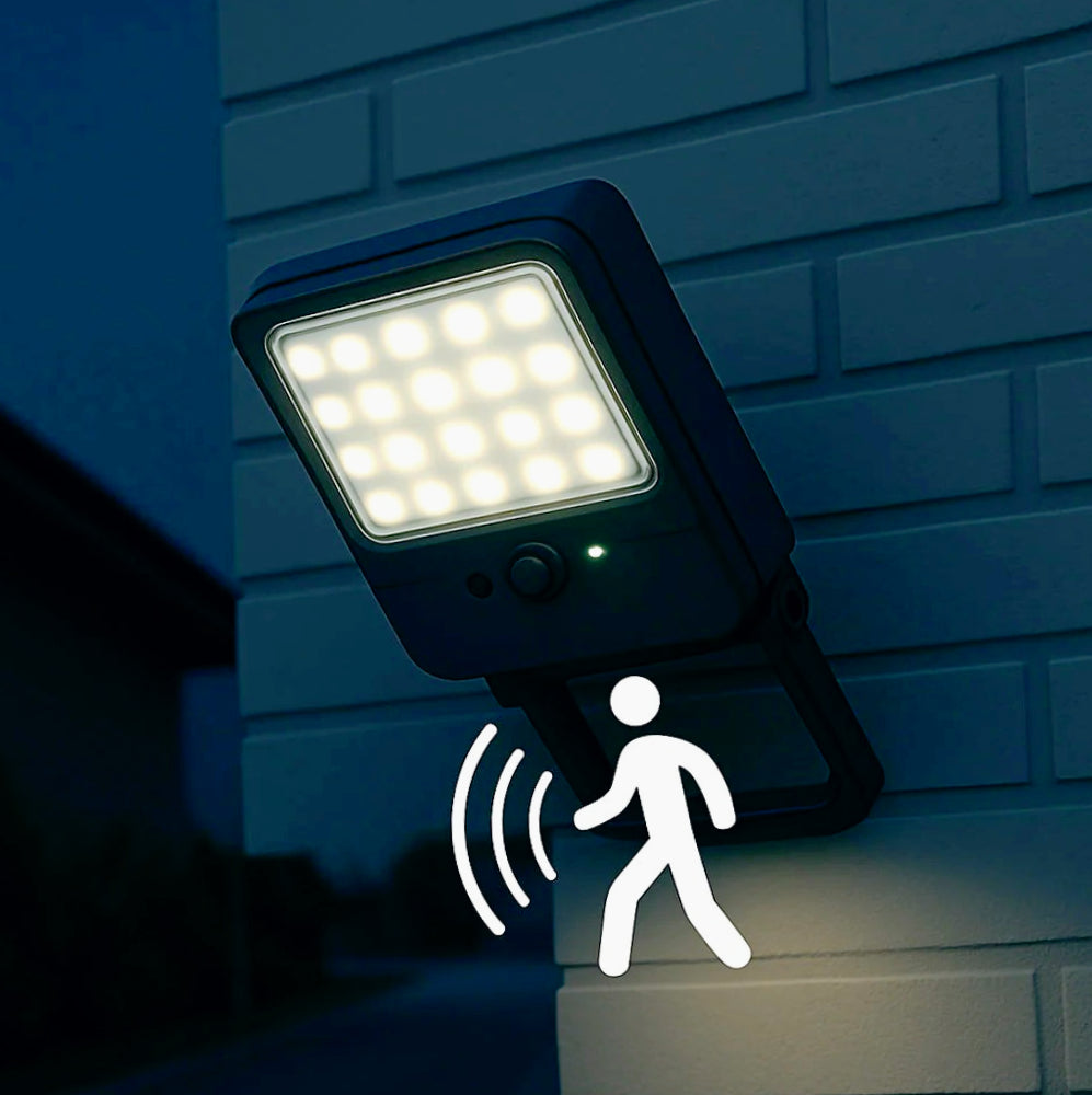 Faro solare 50W – sensore crepuscolare luce fredda IP65 - ambraled