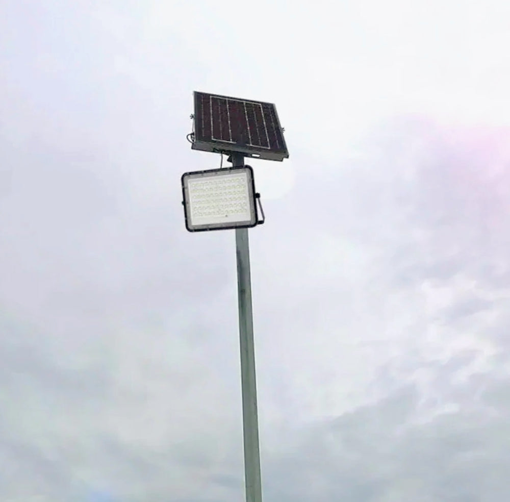 Faro solare LED 120W – sensore crepuscolare CCT IP66 - ambraled