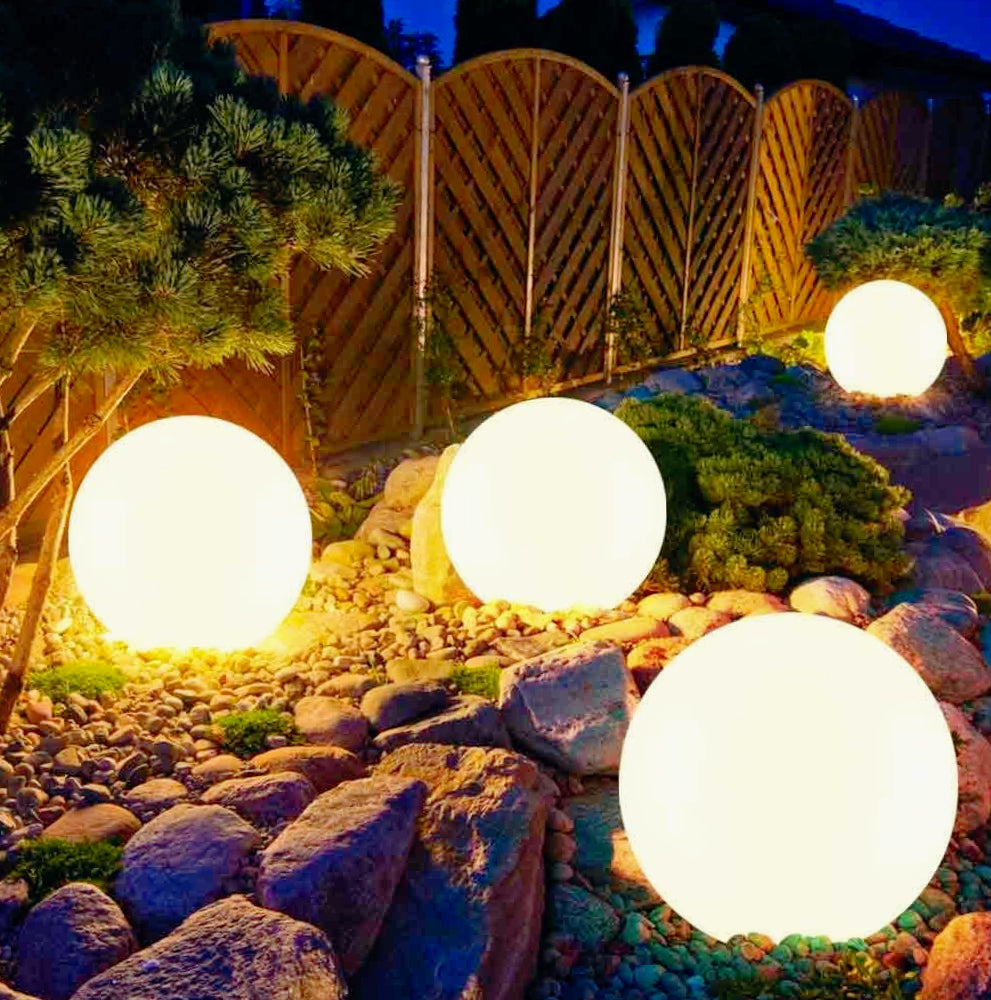 Lampada a sfera da giardino con piedino – Illuminazione esterna decorativa, attacco E27, varie misure - ambraled