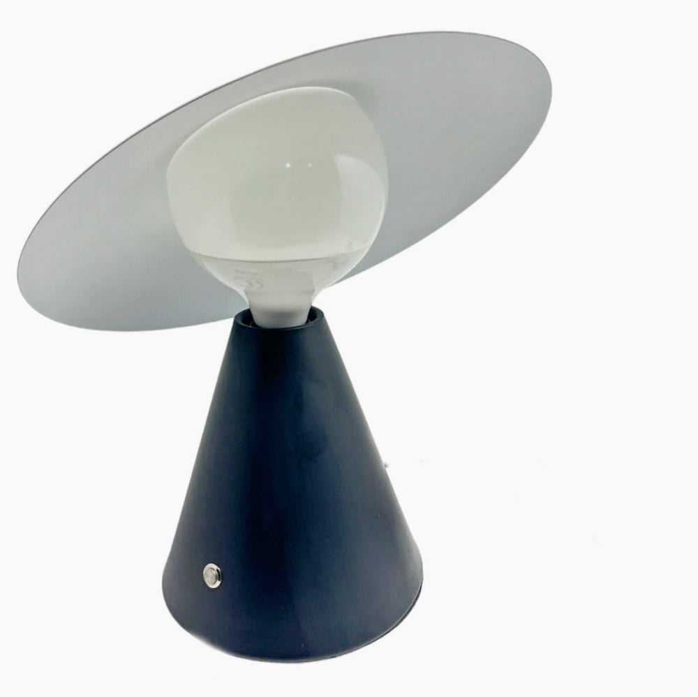 Lampada da tavolo decorativa – Con paralume a cappello orientabile e attacco E27 - ambraled