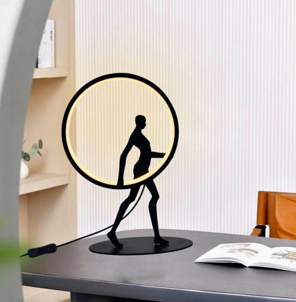 Lampada da tavolo decorativa – Scultura a forma di corpo uomo, 9W LED "Lume" - ambraled
