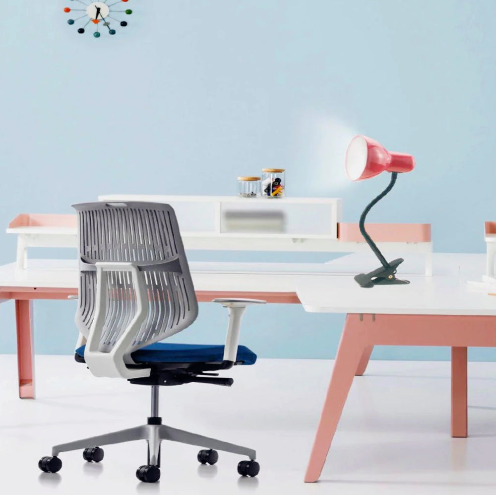 Lampada snodabile da scrivania con pinza flessibile – Attacco E27, disponibile in vari colori - ambraled