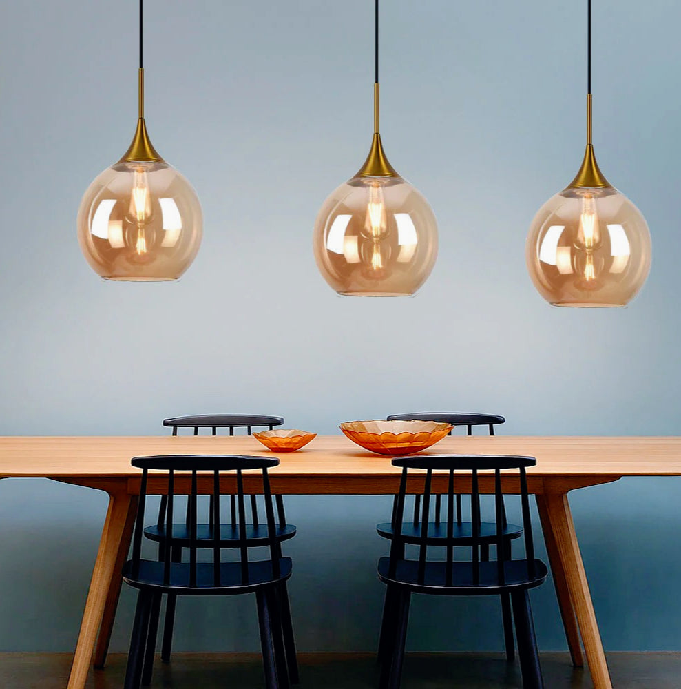Lampadario a sospensione con sfera in vetro – Attacco E27, design elegante - ambraled