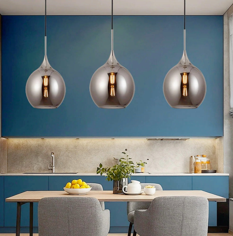 Lampadario a sospensione con sfera in vetro – Attacco E27, design elegante - ambraled