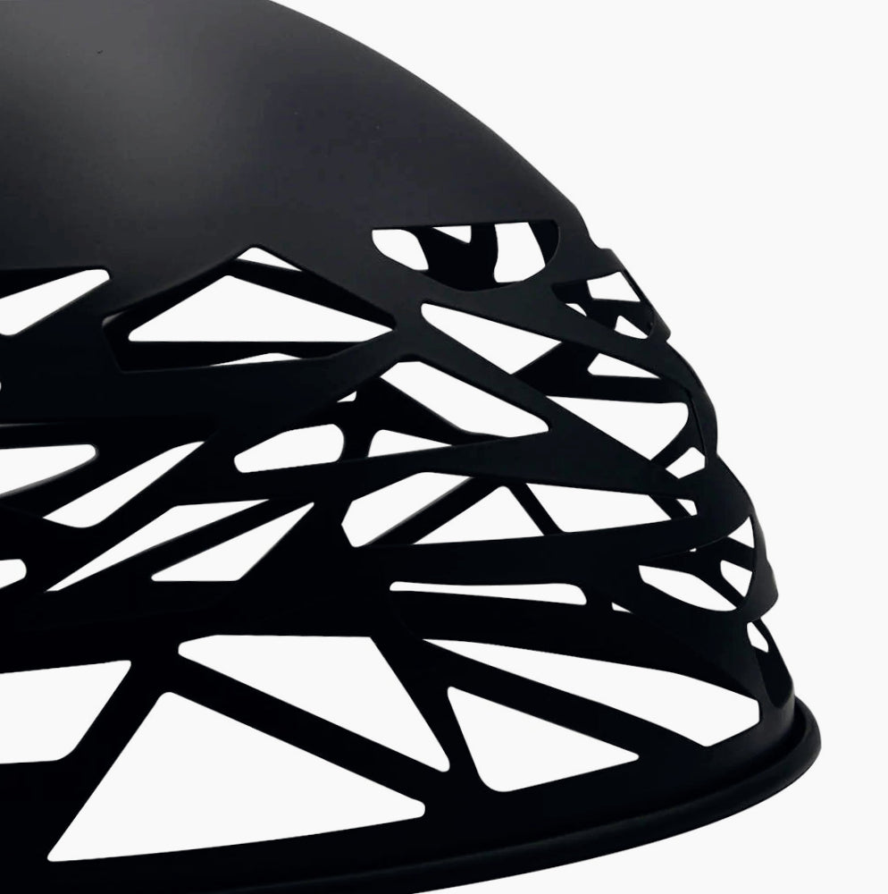 Lampadario a sospensione in metallo traforato – Design contemporaneo, attacco E27 - ambraled