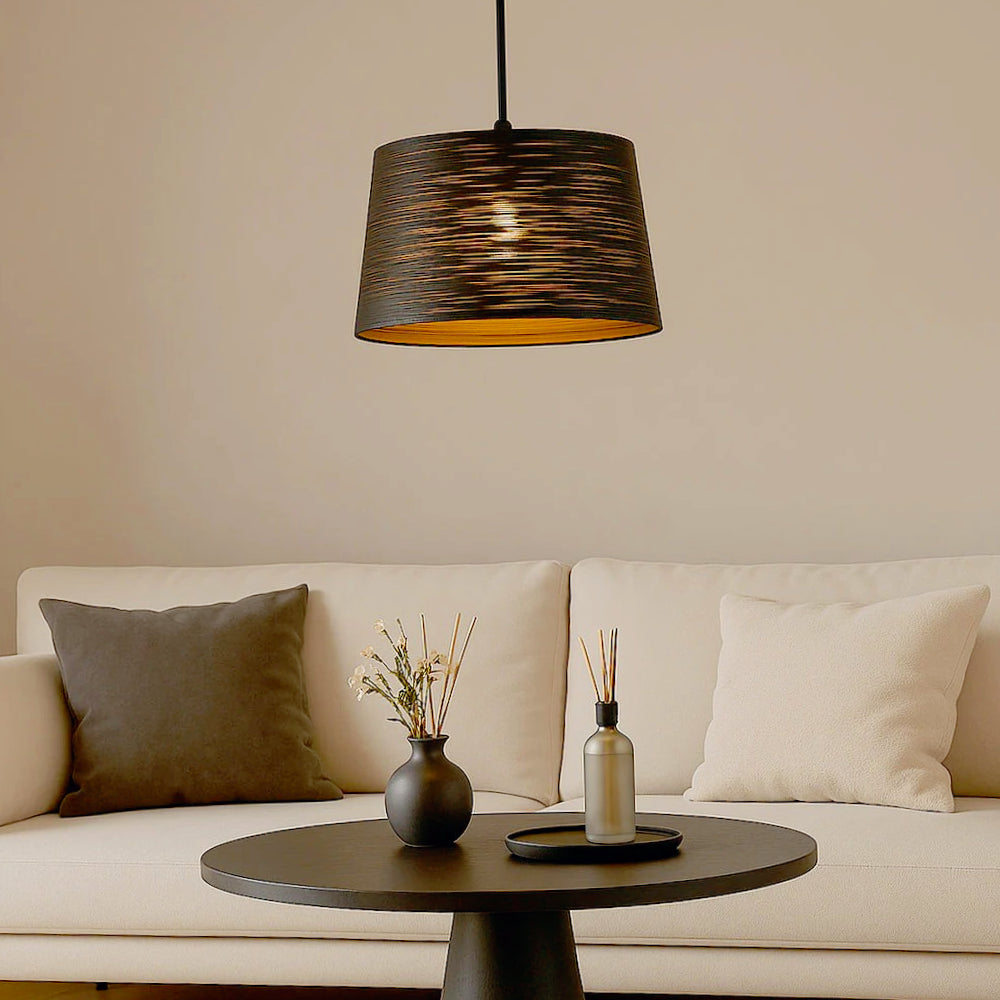 Lampadario minimal a sospensione in metallo – Attacco E27, colore bianco o nero - ambraled