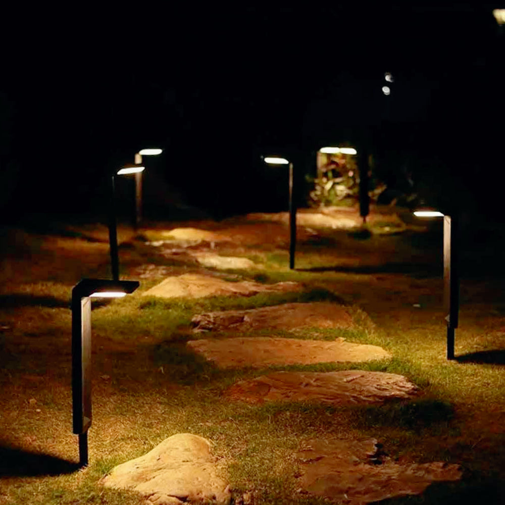 Lampione picchetto solare 30LED – 6W IP65 giardino - ambraled