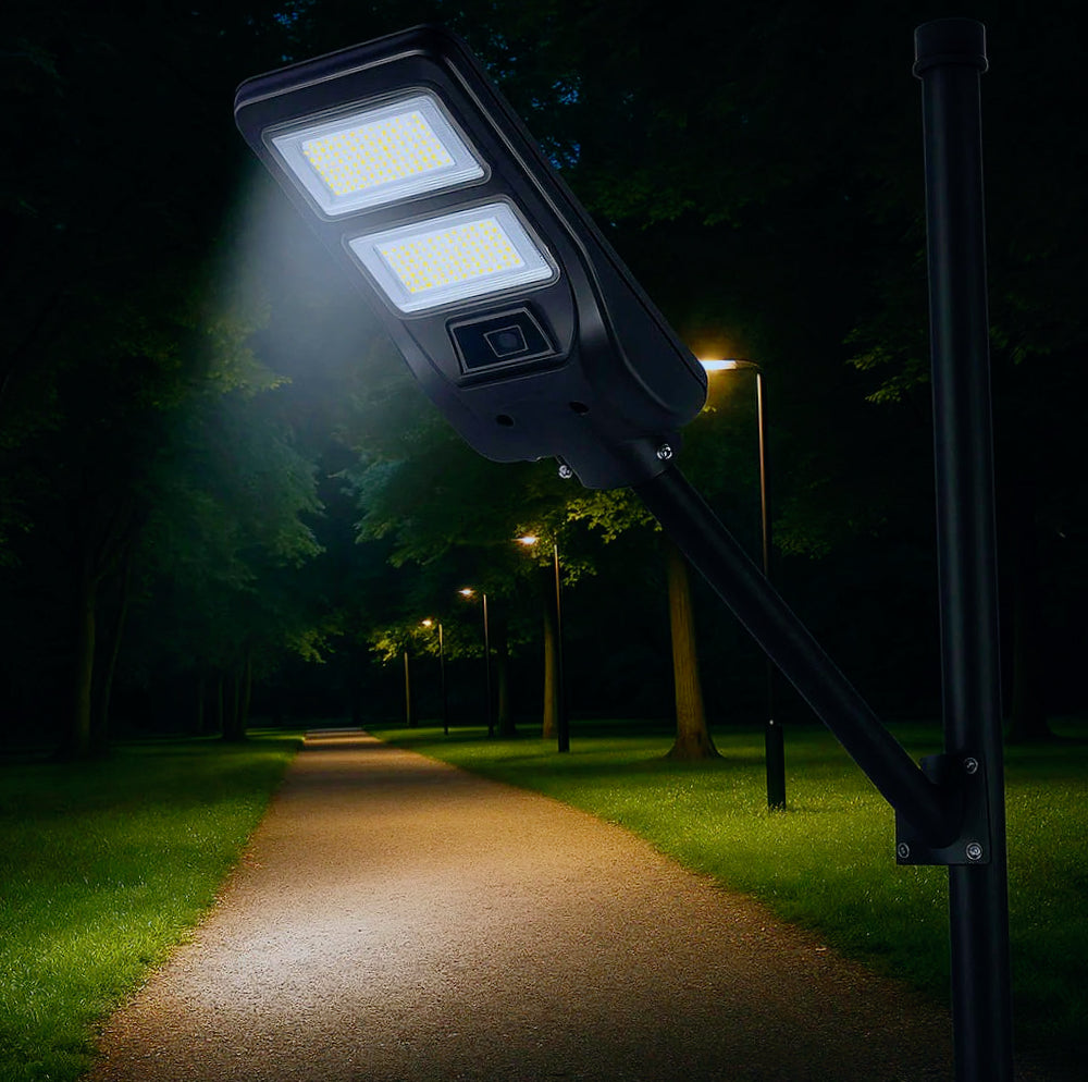 Lampione faro solare LED 100W – Sensore prossimità IP65 con palo - ambraled