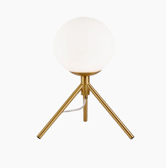 Lampada da tavolo in bronzo a treppiedi – Con sfera opaca e lampadina G9 "Lume" - ambraled