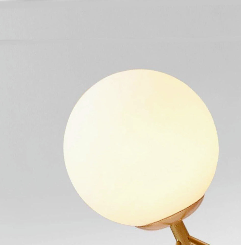 Lampada da tavolo in bronzo a treppiedi – Con sfera opaca e lampadina G9 "Lume" - ambraled
