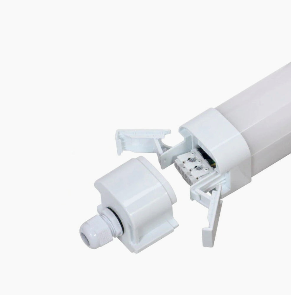 Plafoniera LED al neon per esterni - Tubo 50W 150cm, IP65, 6500K - ambraled