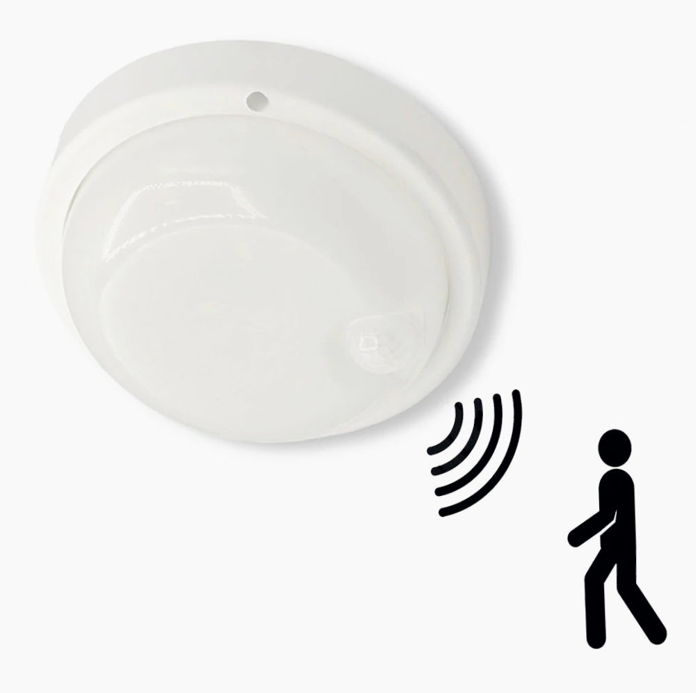 Plafoniera led con sensore di movimento 9W 6500k tonda o ovale IP56 - ambraled